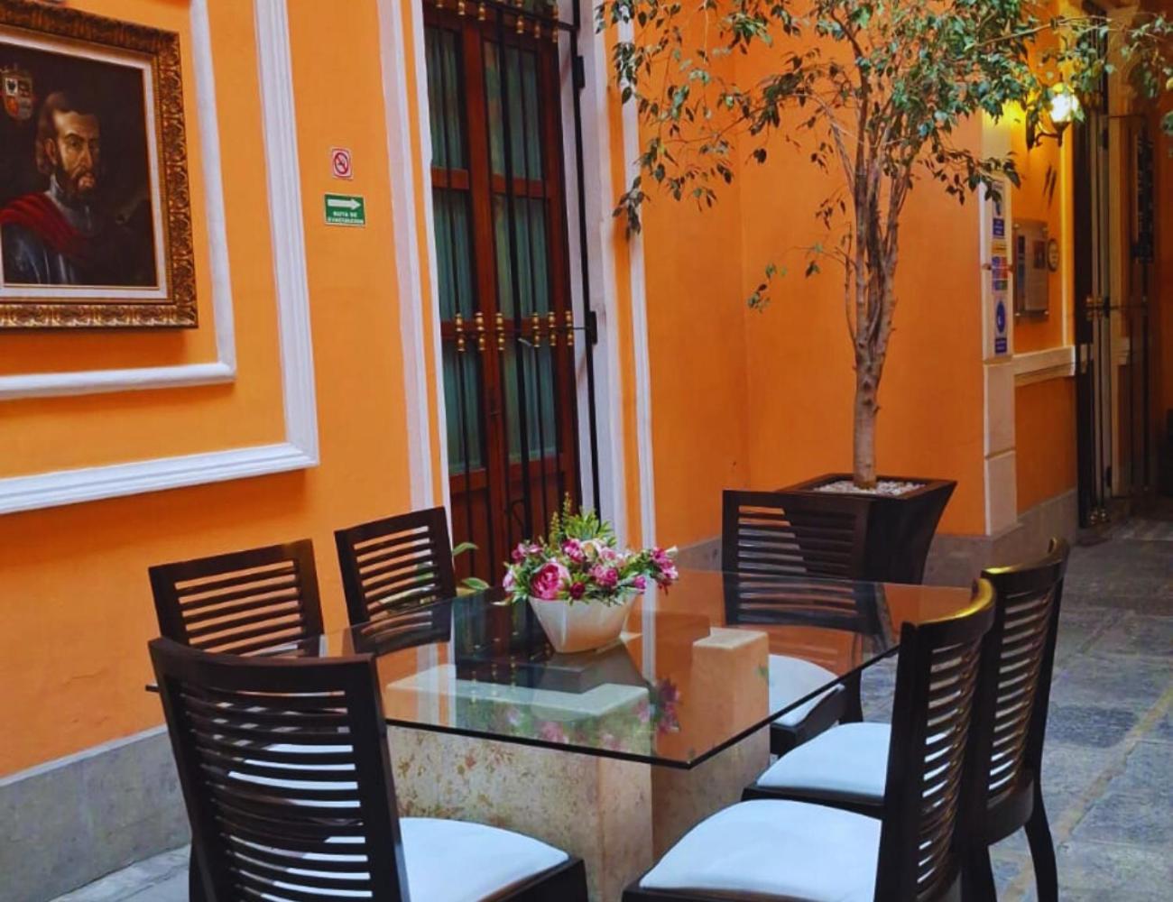 Hotel Del Capitan De Puebla Extérieur photo