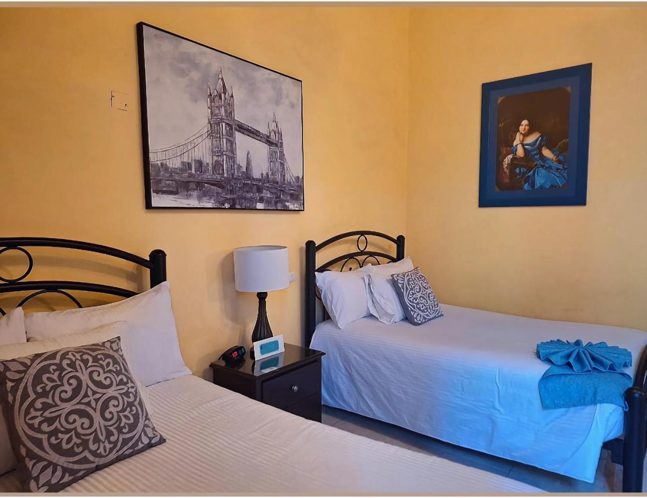 Hotel Del Capitan De Puebla Extérieur photo
